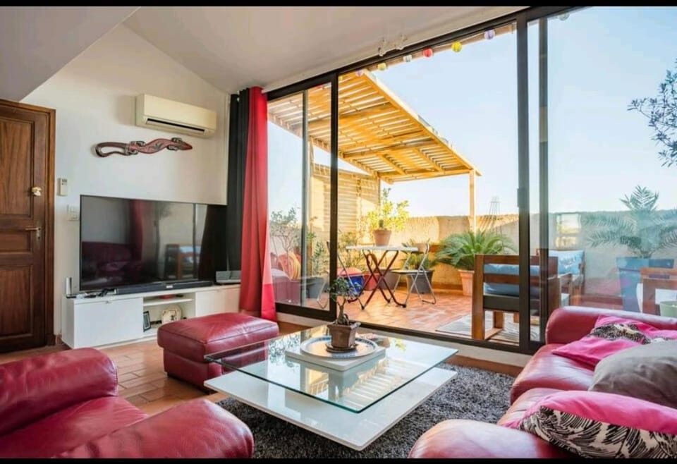 Patio, Seating area
