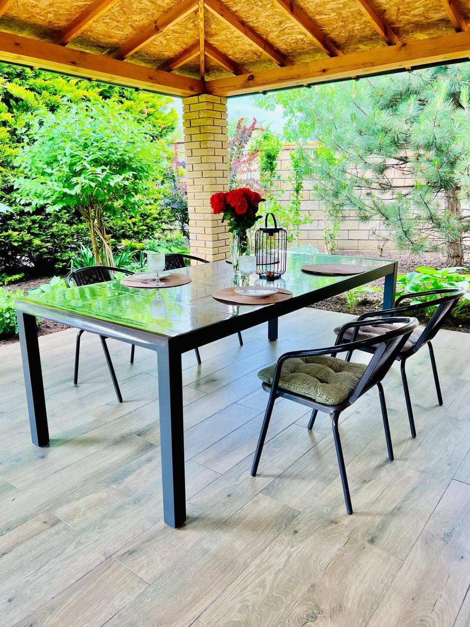 Patio, Garden, Dining area