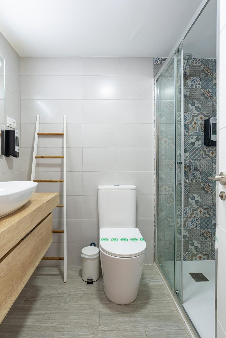 Shower, Bathroom, Photo of the whole room