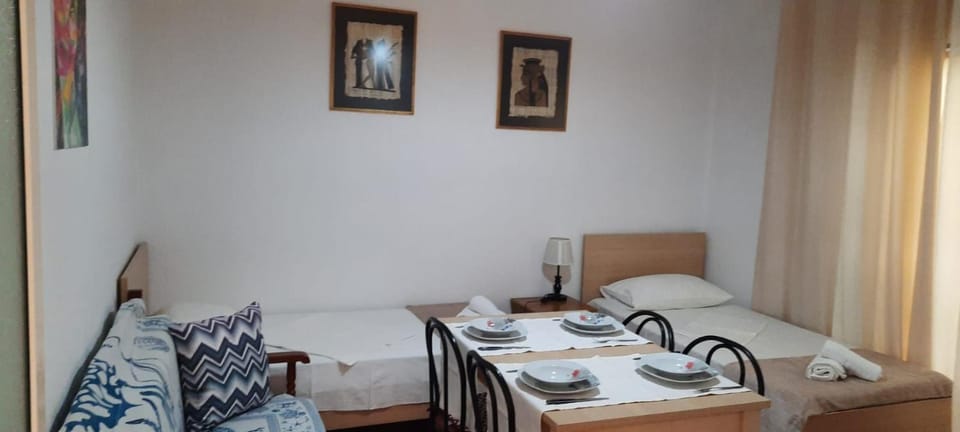 Living room, Photo of the whole room, Dining area, Bedroom