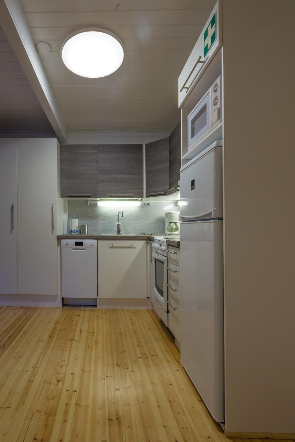 Kitchen or kitchenette