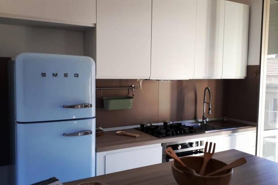 Kitchen or kitchenette, Kitchen or kitchenette