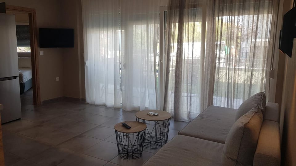 Onar View Apartment Apartment in Nea Peramos