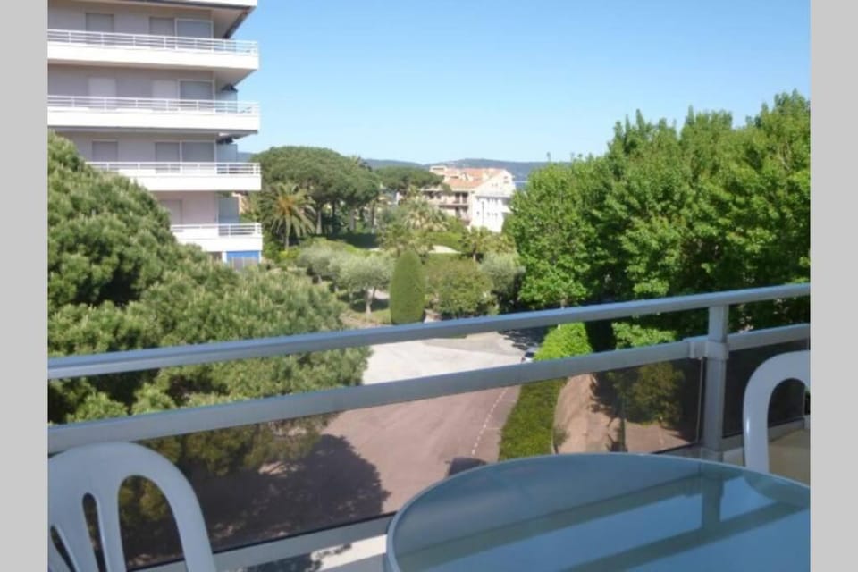 Natural landscape, View (from property/room), Balcony/Terrace