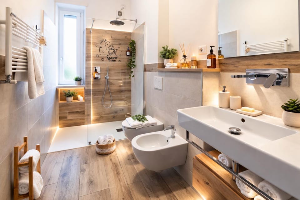 Shower, Toilet, Bathroom, towels