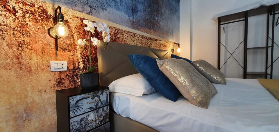 Decorative detail, Bedroom
