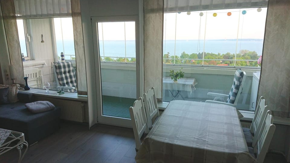 Balcony/Terrace, Living room, Dining area