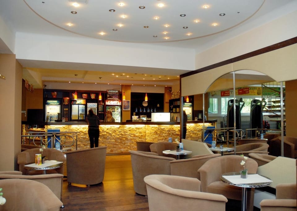 Lounge or bar