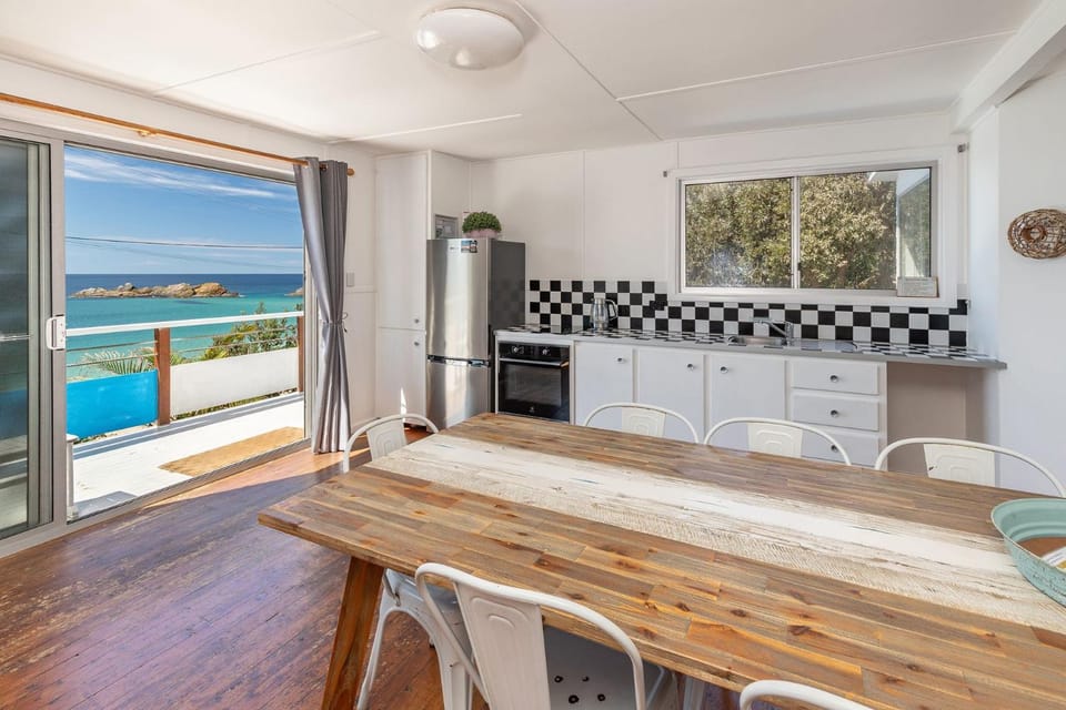 Surf Shack at Boat Beach House in Seal Rocks