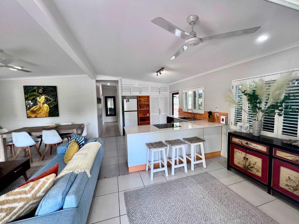 Secret Mission Pet friendly House in Wongaling Beach