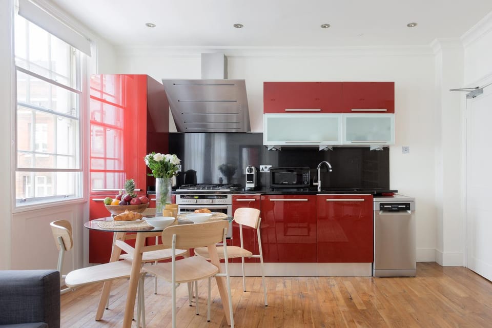 Kitchen or kitchenette
