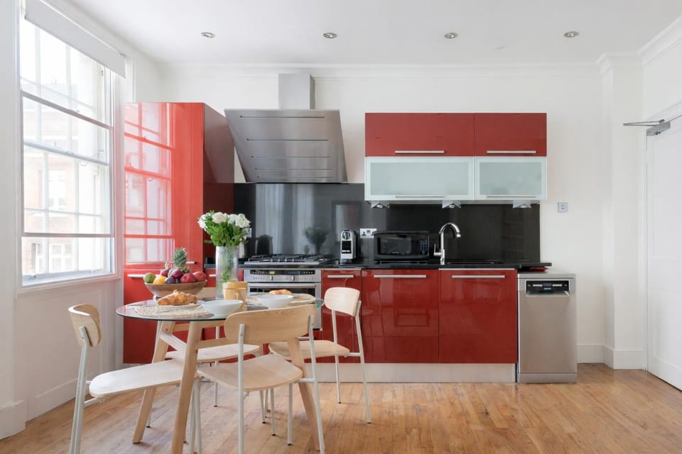 Modern Carnaby Soho 1BR Apartment with AC Apartment in City of Westminster
