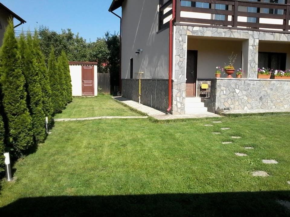 VILA ROXANA House in Prahova, Romania