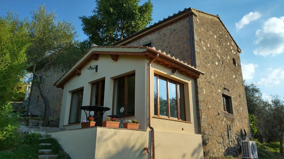 Property building, Garden, Balcony/Terrace, Garden view