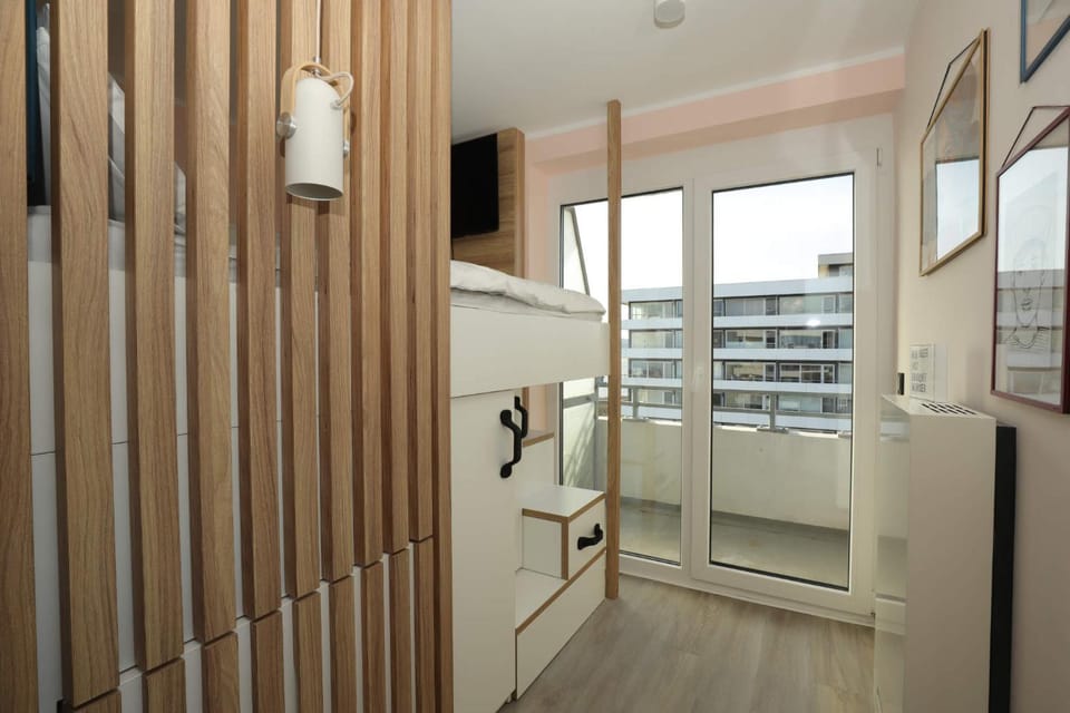 bunk bed