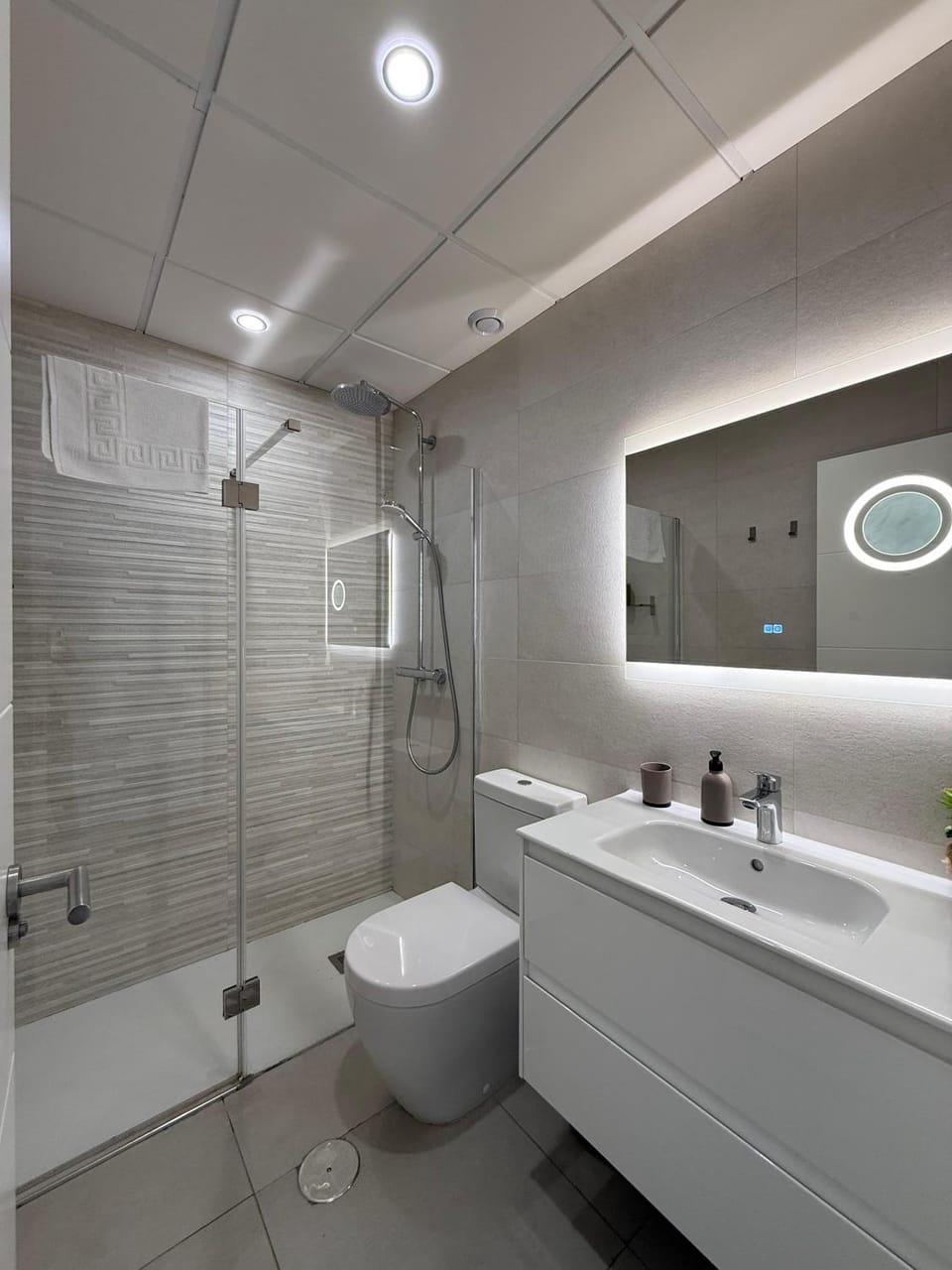 Shower, Bathroom