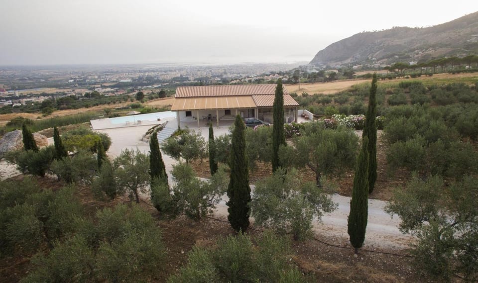 Tenuta Torrebianca Villa con Piscina panoramica Villa in Sicily