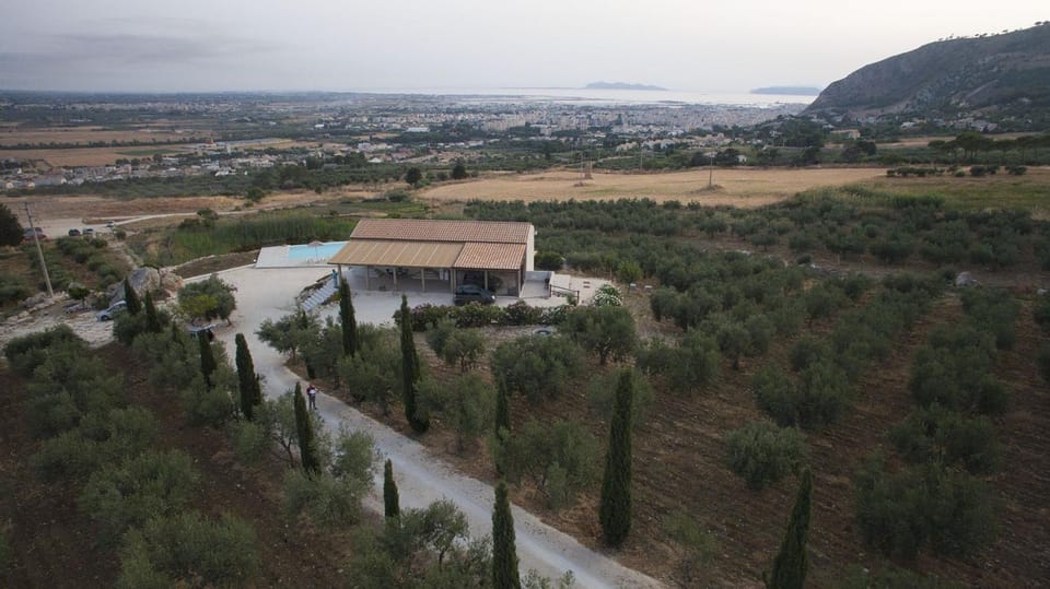 Tenuta Torrebianca Villa con Piscina panoramica Villa in Sicily