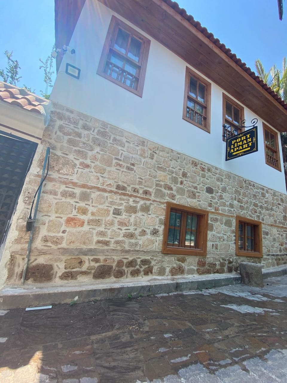 Property building, Street view