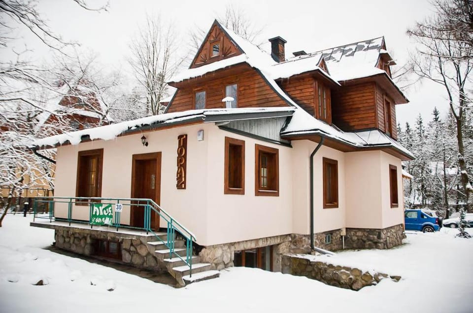 Property building, Winter