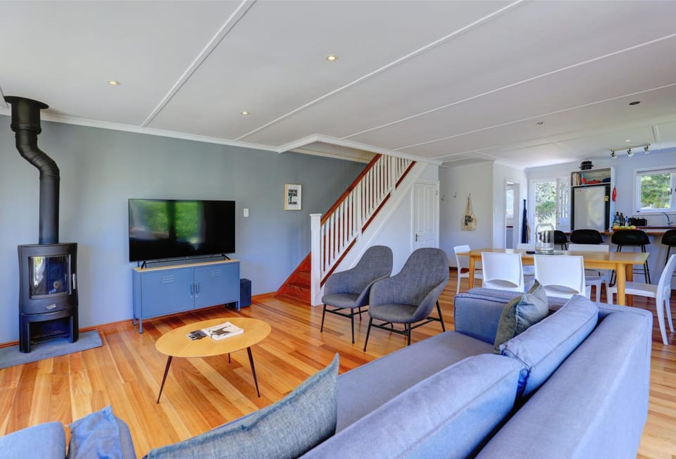 Communal lounge/ TV room, Living room, fireplace