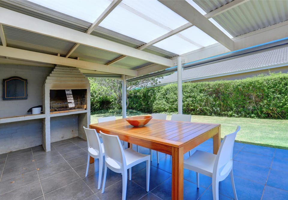 Patio, fireplace