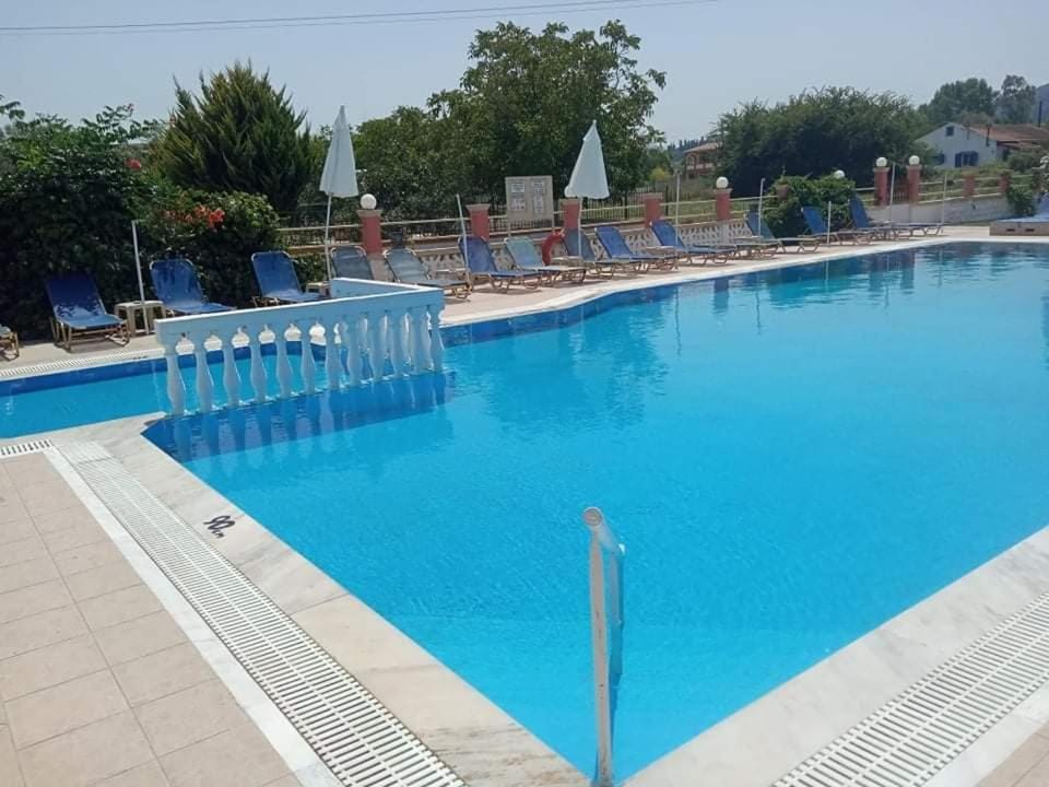 EKTOR APARTMENTS @SWIMMING POOL Apartment in Corfu, Greece