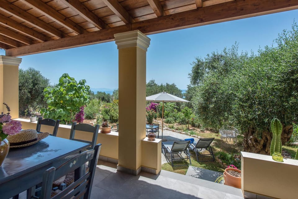 Patio, Garden, Balcony/Terrace, Seating area, Garden view