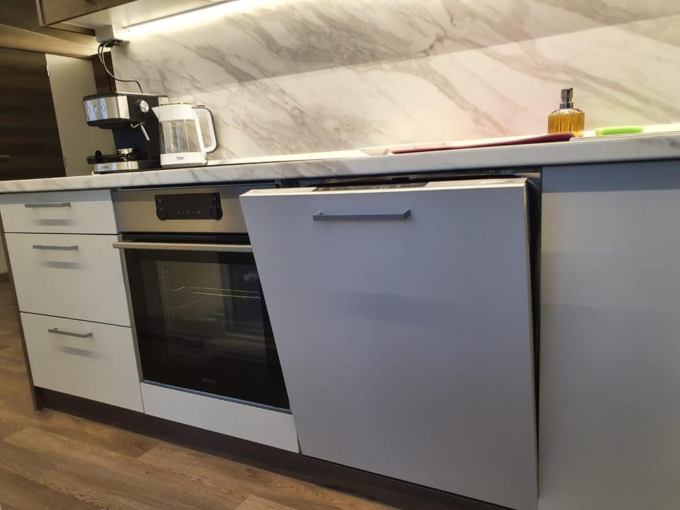 Coffee/tea facilities, Kitchen or kitchenette