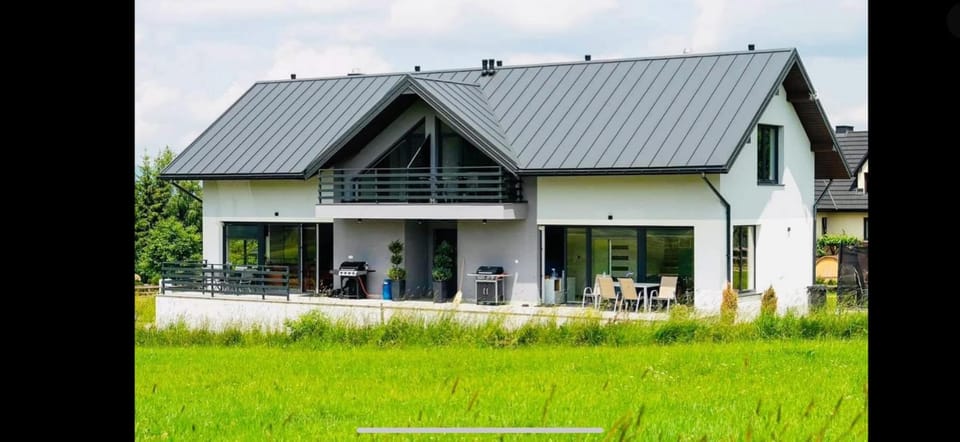 Property building, Garden view