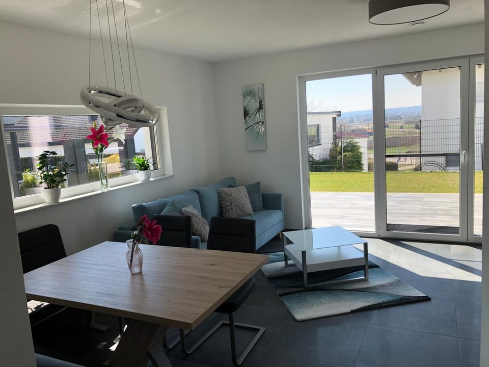 Living room, Seating area, Dining area, Garden view