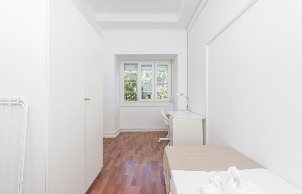 HOUZE Spacious 9 bedroom flat in Central Lisbon Apartment in Lisbon
