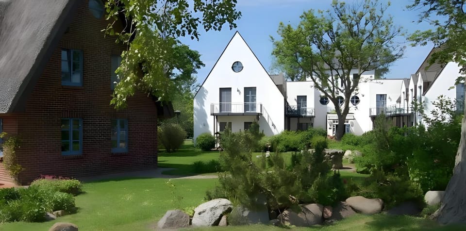 Property building, Garden