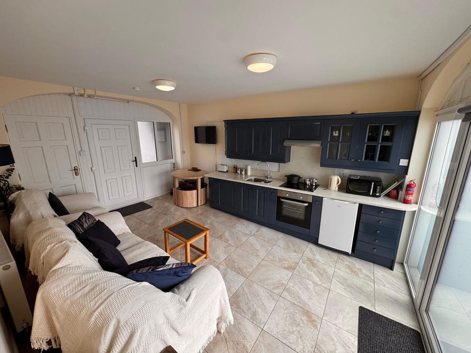 Kitchen or kitchenette, Photo of the whole room, Dining area, Bedroom