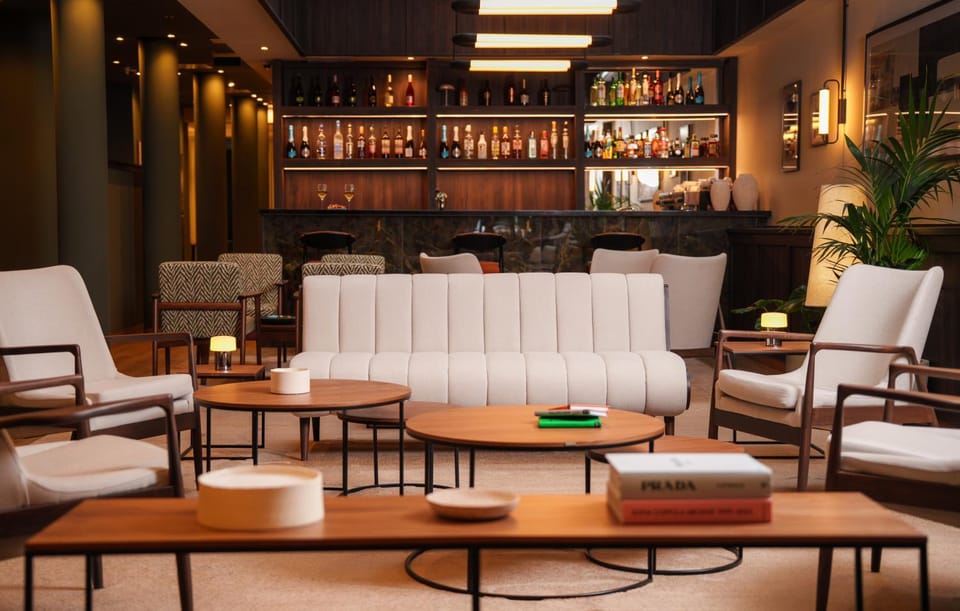Lounge or bar