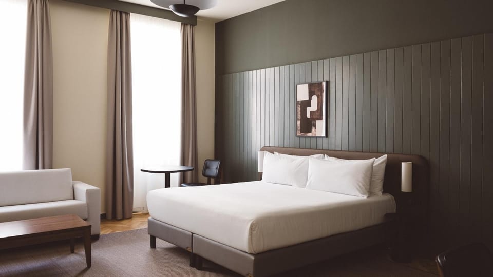 Bed, Photo of the whole room