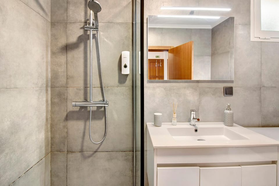Bathroom, Living room
