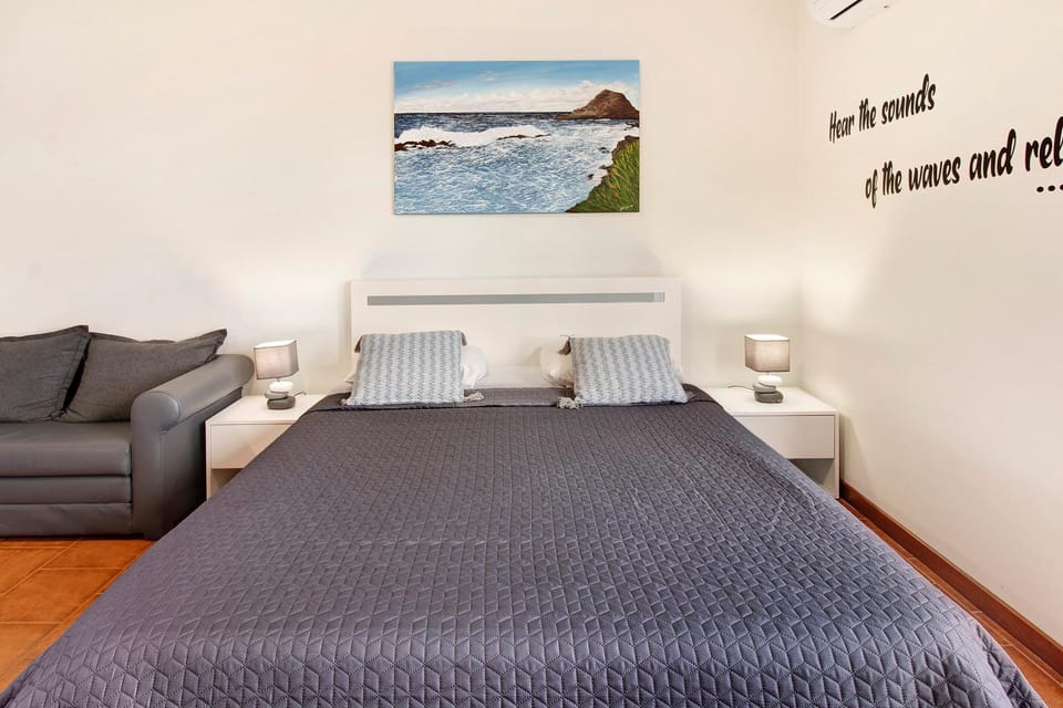 Living room, Bedroom