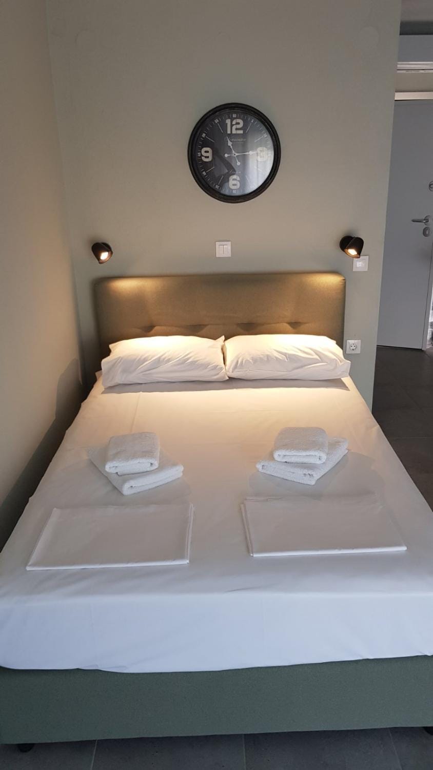 Iasonas View Studio Apartment in Nea Peramos