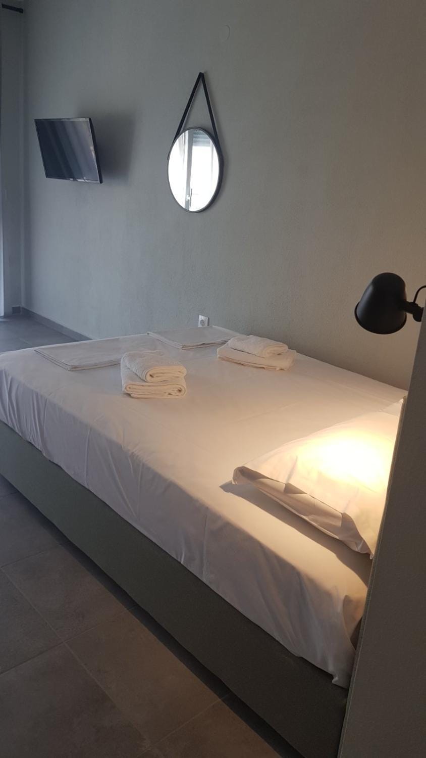 Iasonas View Studio Apartment in Nea Peramos