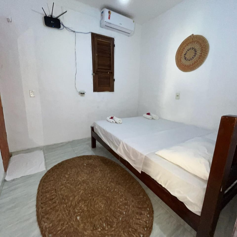Bed, Photo of the whole room, Decorative detail, Bedroom