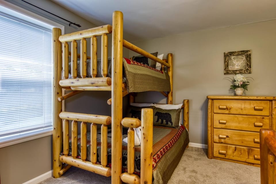 Bed, bunk bed