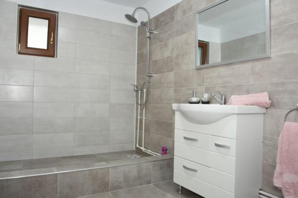 CASA DIN SAT Bed and Breakfast in Serbia