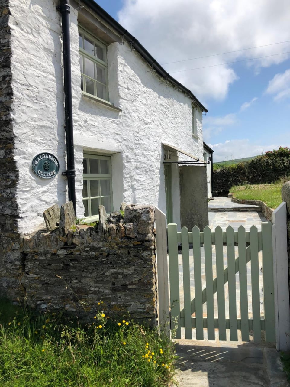 Picture perfect cottage in rural Tintagel House in England