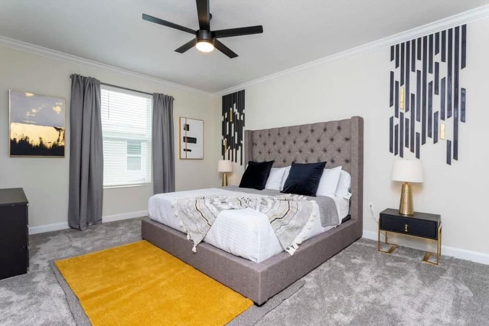 Gorgeous 5BDR Family with Pool at Storey Lake 2767 O House in Kissimmee