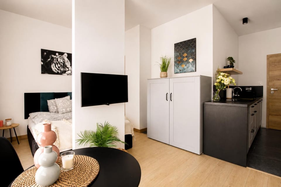 TV and multimedia, Kitchen or kitchenette
