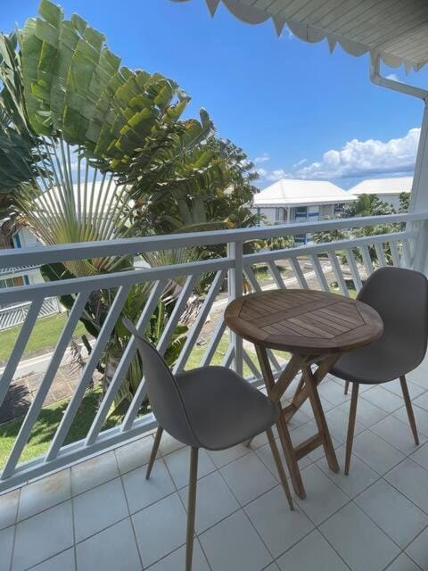 Patio, Natural landscape, Balcony/Terrace, Dining area