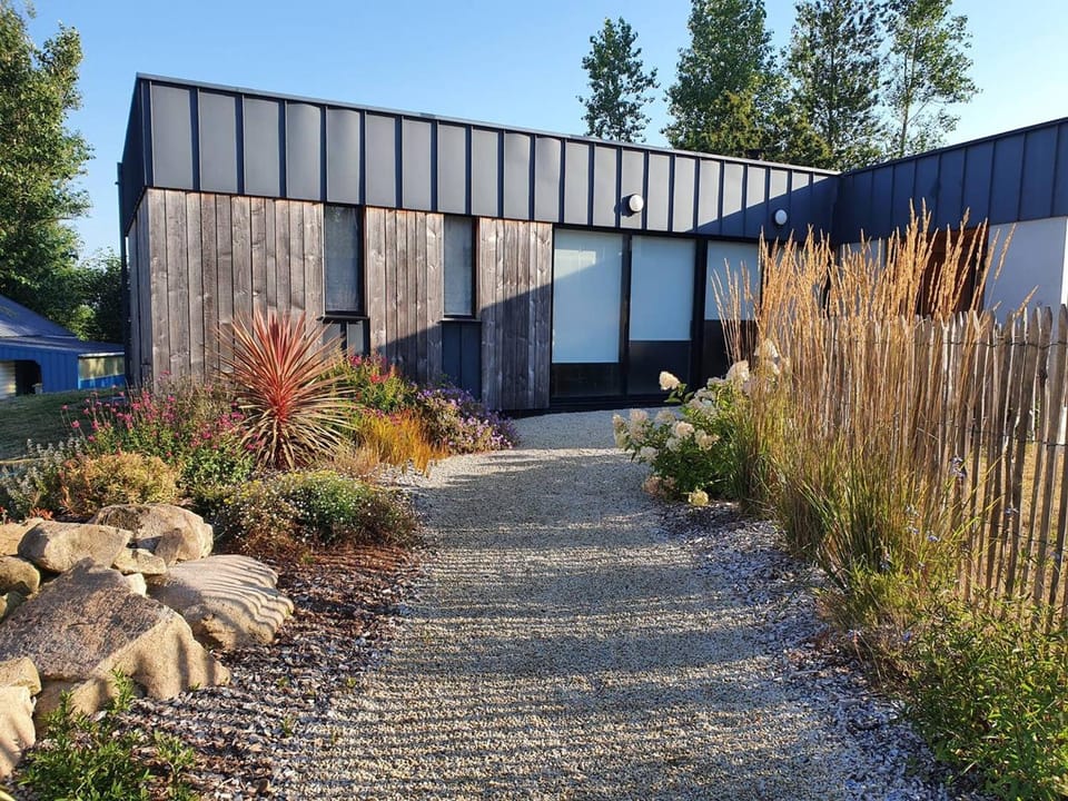 Maison plain-pied à Pleumeur-Bodou avec WIFI, jardin et terrasse - FR-1-368-306 House in Trégastel