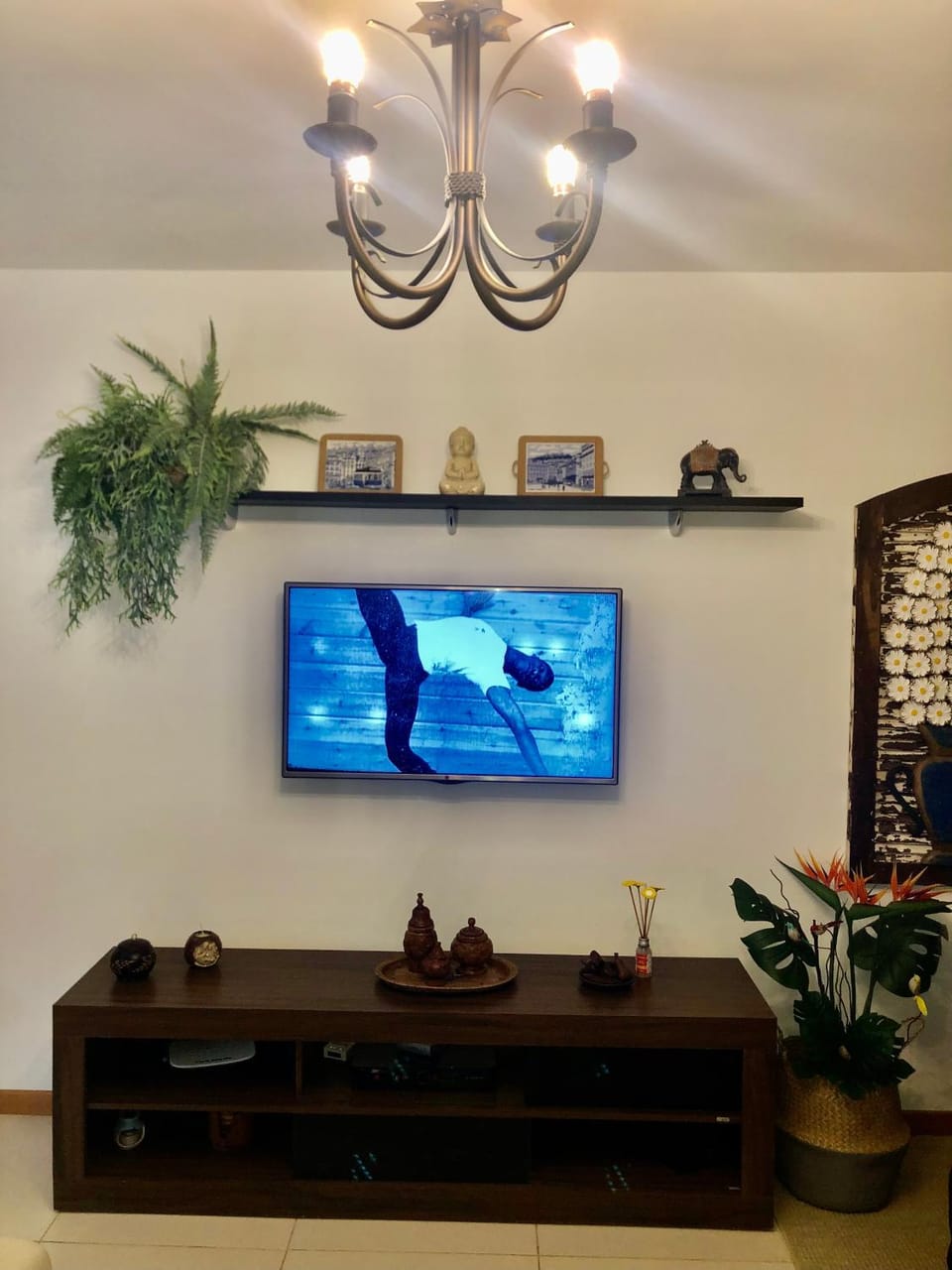 Communal lounge/ TV room, TV and multimedia