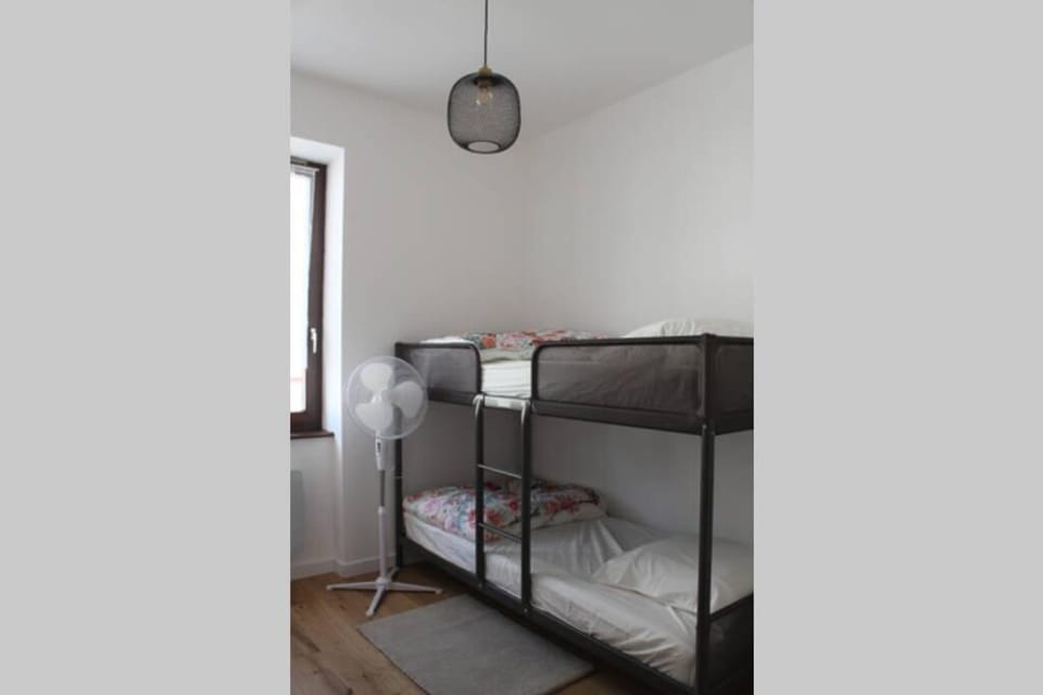 Nod off in Neudorf! Cozy 2 beds near the tram Apartment in Strasbourg